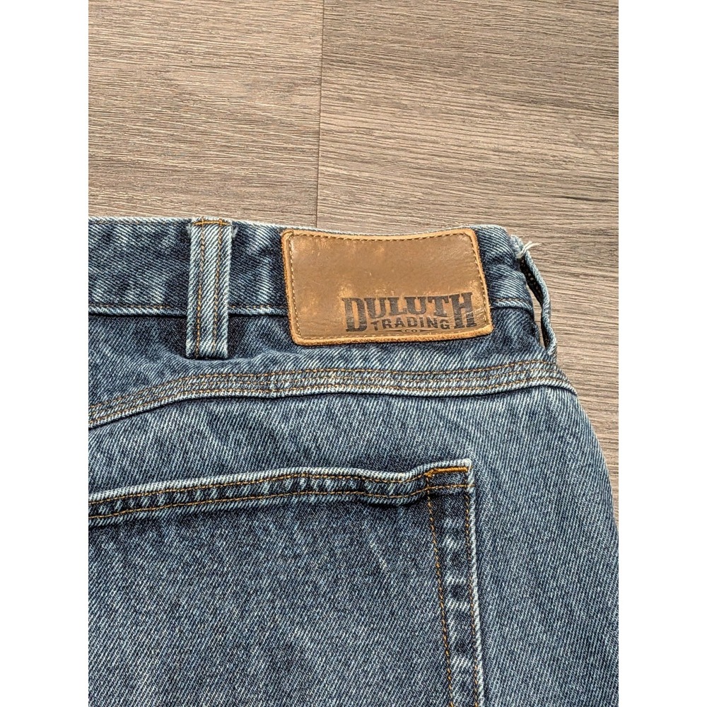 Duluth Trading Men's Fleece Lined Medium Wash Relaxed Fit Denim Blue Jeans 38x30 - Picture 7 of 7